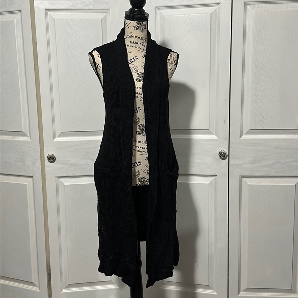 🛍️ Francesca's Boutique Black Long Vest